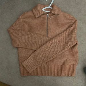 Jessica Simpson Pull Over